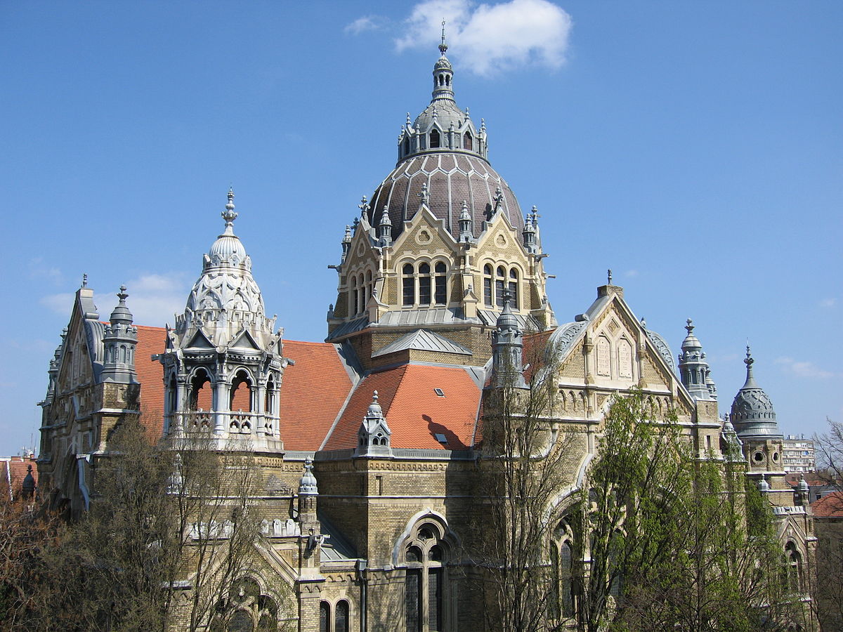 File:Sinagoga de Budapest.jpg - Wikimedia Commons